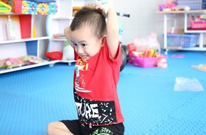 bieu hien hoi chung tic o tre nho